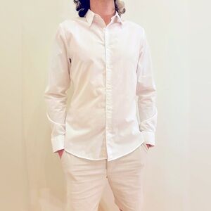 H&M men’s medium easy iron white button down shirt